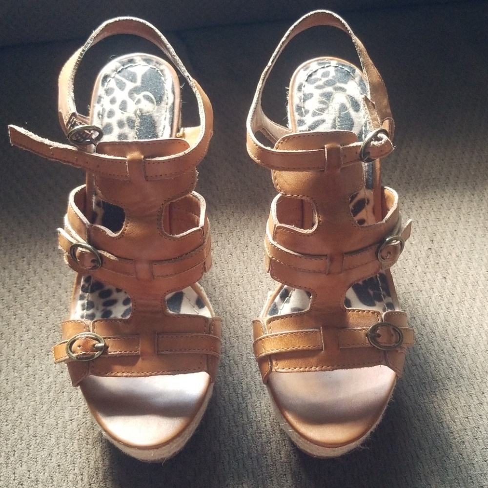 Jessica Simpson Wedges